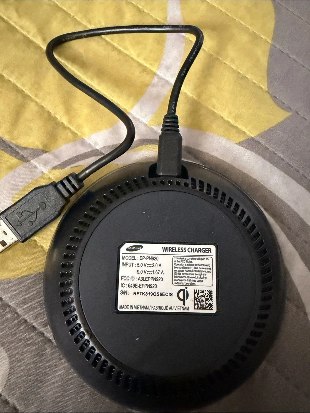 Samsung Black Wireless Charging Pad